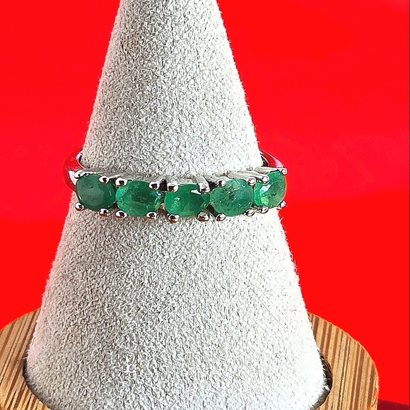 Natural Emerald 4x3mm 925 Sterling Silver Band - Picture 9 of 13